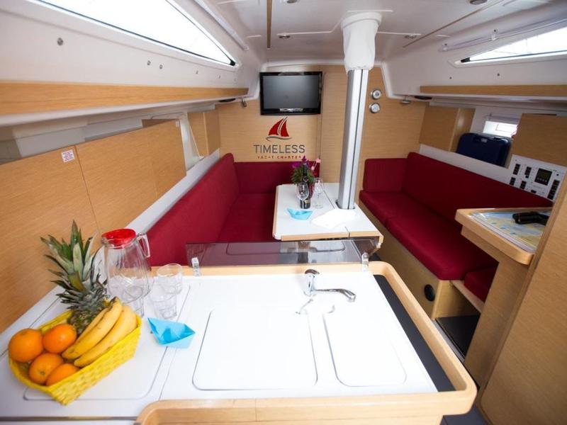Book yachts online - sailboat - Elan 350 - QUEBEC - rent