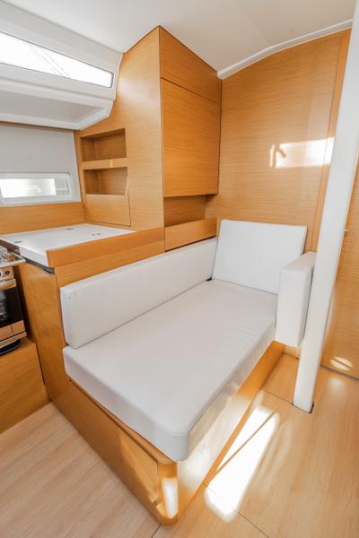 Book yachts online - sailboat - Sun Odyssey 410 - SALTY - rent
