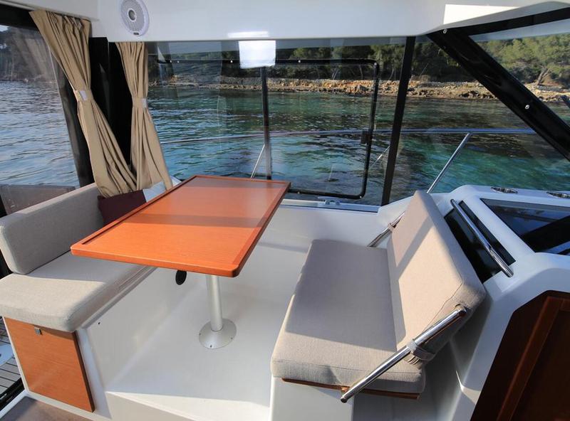 Book yachts online - motorboat - Merry Fisher 895 - no name - rent
