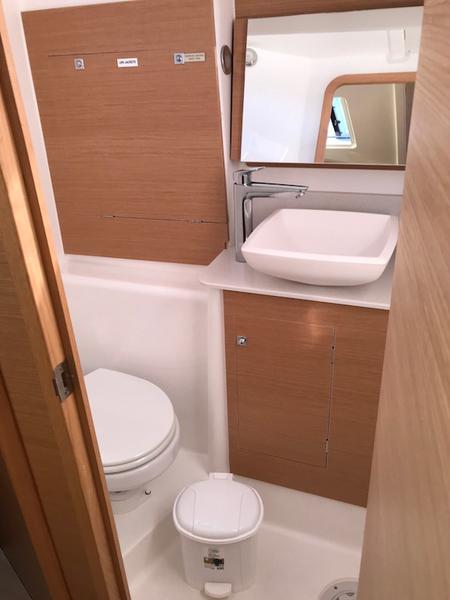 Book yachts online - sailboat - Dufour 460 Grand Large - Vanilla - rent