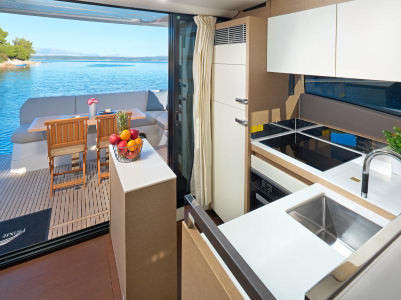 Book yachts online - motorboat - Prestige 520 Fly - Firefly - rent