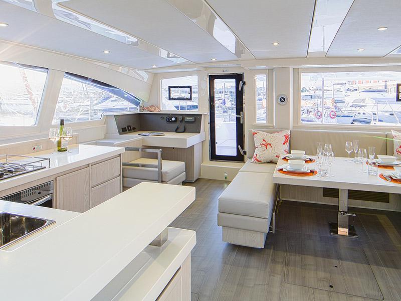 Book yachts online - catamaran - Moorings 4800 - Moorings 4800 (2016) - rent