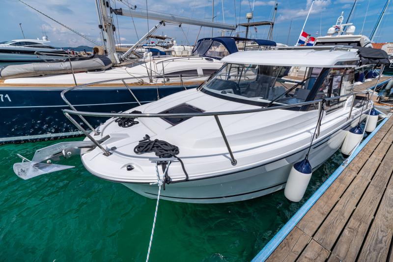 Book yachts online - motorboat - Merry Fisher 795 - Klapa - rent