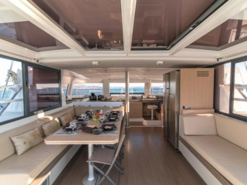 Book yachts online - catamaran - Bali 4.3 - Alina - rent