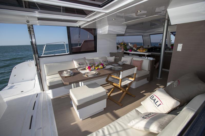 Book yachts online - catamaran - Bali Catspace SOMNIS - Somnis - rent