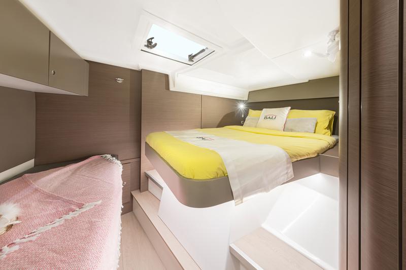 Book yachts online - catamaran - Bali Catspace SOMNIS - Somnis - rent