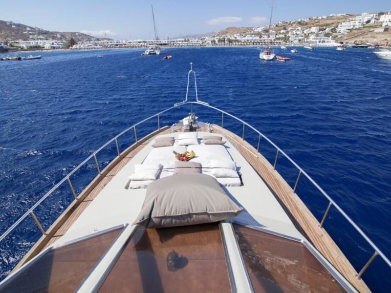 Book yachts online - motorboat - Maiora Fly 58ft - Afroditi - rent