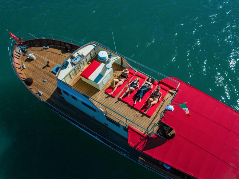 Book yachts online - motorboat - Motoryacht - Superior - rent