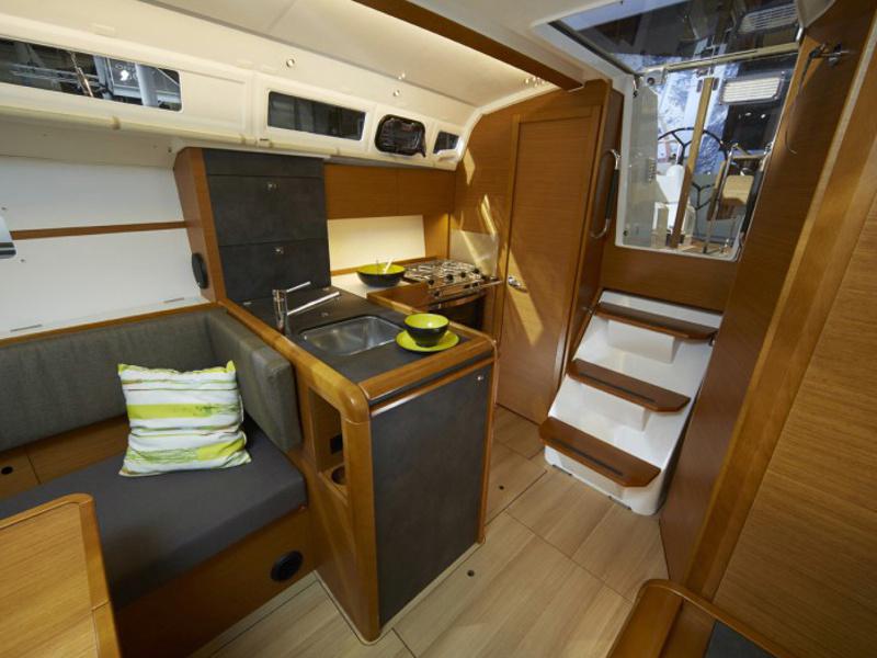 Book yachts online - sailboat - Sun Odyssey 349 - no name - rent