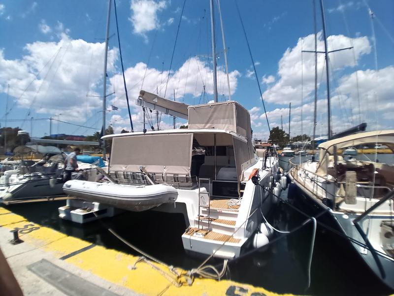Book yachts online - catamaran - Astréa 42 - Nostos - rent