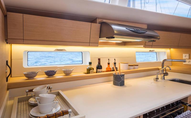 Book yachts online - sailboat - Jeanneau 54 - no name 1 - BLUE HULL, AC+GEN., UNDERWATER LIGHTS - rent