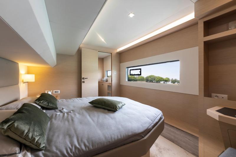 Book yachts online - powercatamaran - MY5 - MALA - rent