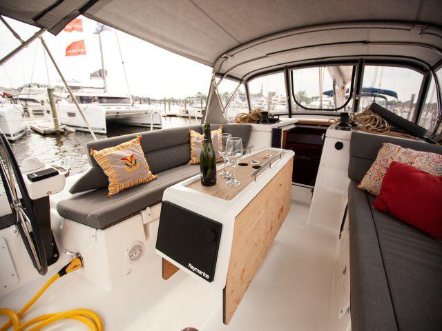 Book yachts online - sailboat - Dufour 430 - Opportune Moment - rent