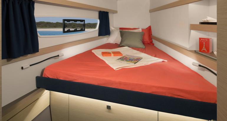 Book yachts online - catamaran - Lucia 40 - Oasis - rent