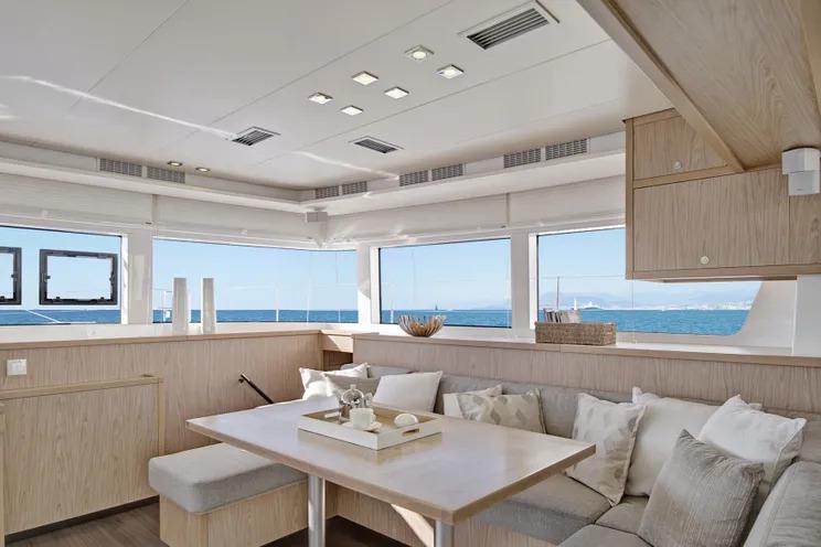 Book yachts online - catamaran - Lagoon 52 - 6 Cabin - Queen of Hearts (A/C - Generator - Refit 2022) - rent