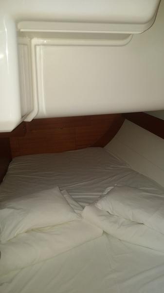 Book yachts online - sailboat - Dufour 382 Grand Large - Cetus - rent