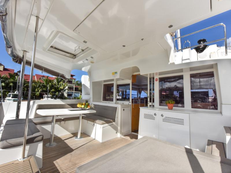 Book yachts online - catamaran - Lagoon 450 - Muzikal - rent