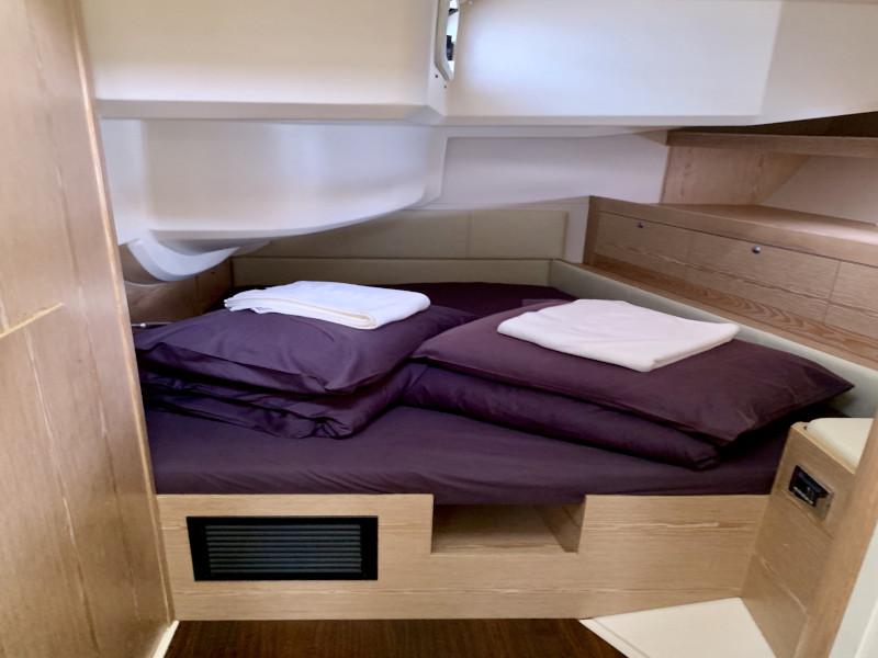 Book yachts online - sailboat - Hanse 575 - BOLSHOY - rent