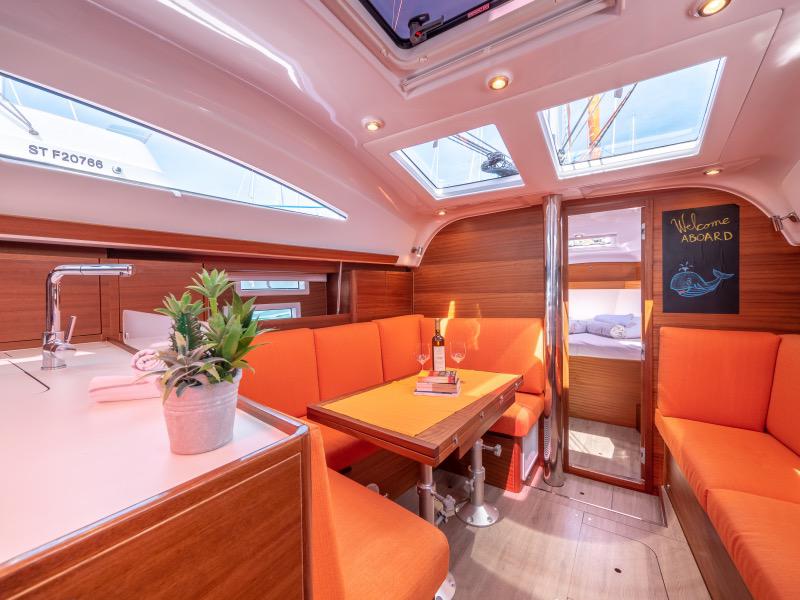 Book yachts online - sailboat - Elan 40.1 Impression - FUNKY  - rent