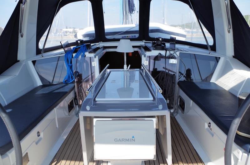Book yachts online - sailboat - Oceanis 41.1 - 4Play - rent