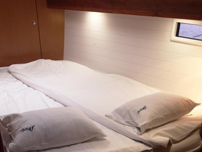 Book yachts online - sailboat - Bavaria 45 Cruiser - Controvento - rent