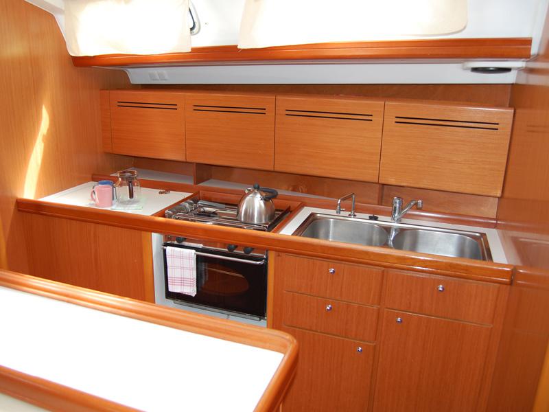 Book yachts online - sailboat - Cyclades 50.5 - Principessa - rent