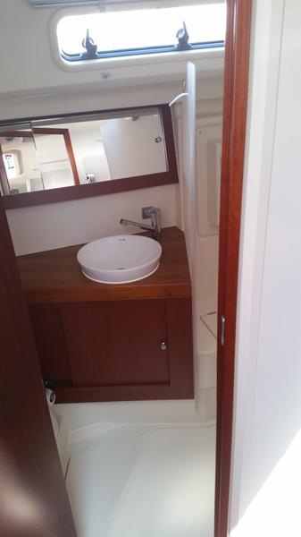 Book yachts online - sailboat - Hanse 415 - Karma - rent