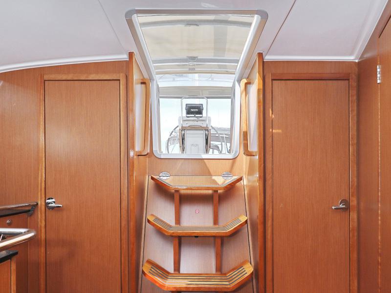 Book yachts online - sailboat - Bavaria 36 Cruiser - Petra M - rent