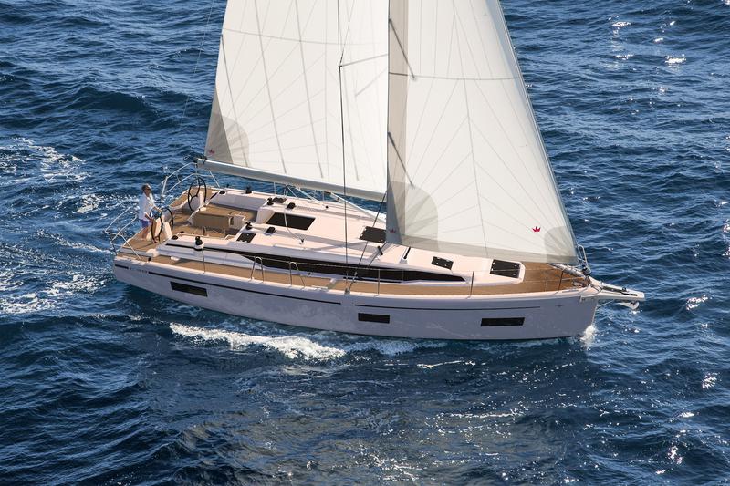 Book yachts online - sailboat - Bavaria C38 - SEA CLOUD - rent