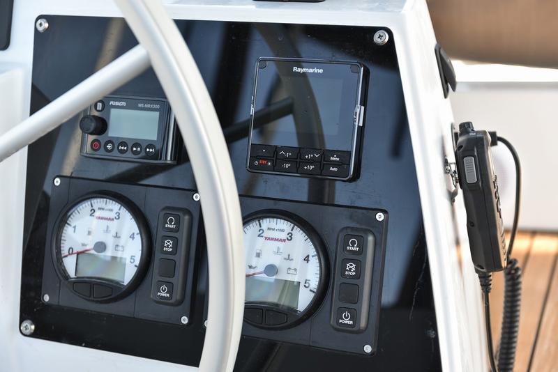 Book yachts online - catamaran - Bali 4.6 - JAKO 1 - rent
