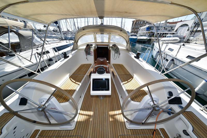 Book yachts online - sailboat - Bavaria Cruiser 41 - CHILL BILL - rent