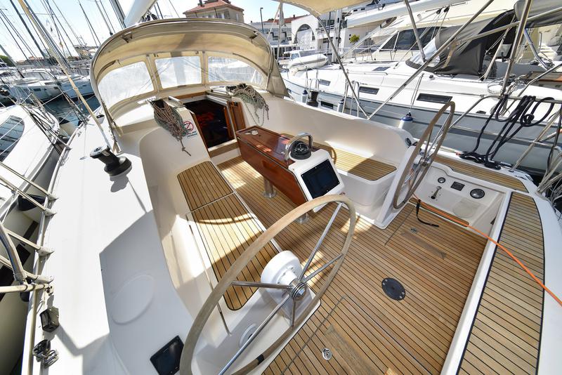 Book yachts online - sailboat - Bavaria Cruiser 41 - CHILL BILL - rent