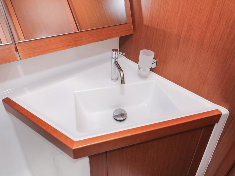 Book yachts online - sailboat - Oceanis 45 - Lighea - rent