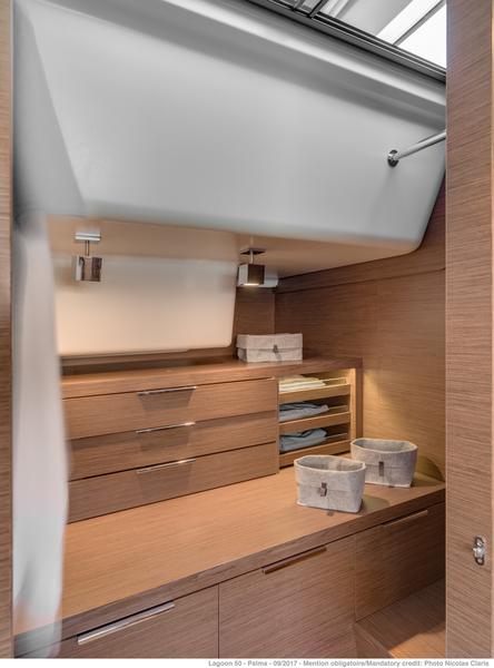 Book yachts online - catamaran - Lagoon 50 (6 cab) - Finocchietto - Premium Crewed Line - rent