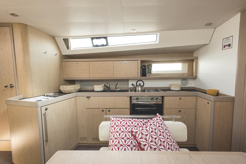 Book yachts online - sailboat - Oceanis 45 - New - Comfort line - rent