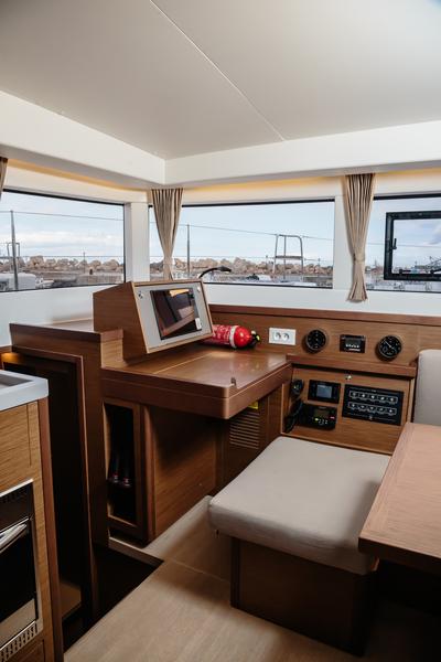 Book yachts online - catamaran - Lagoon 40 - Gelso - Premium line - rent