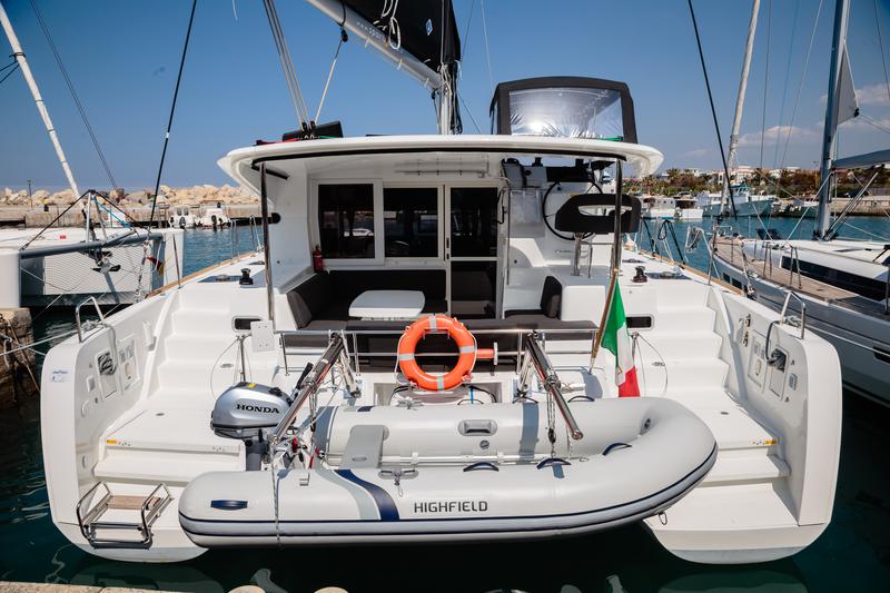 Book yachts online - catamaran - Lagoon 40 - Nereo - Standard line - rent