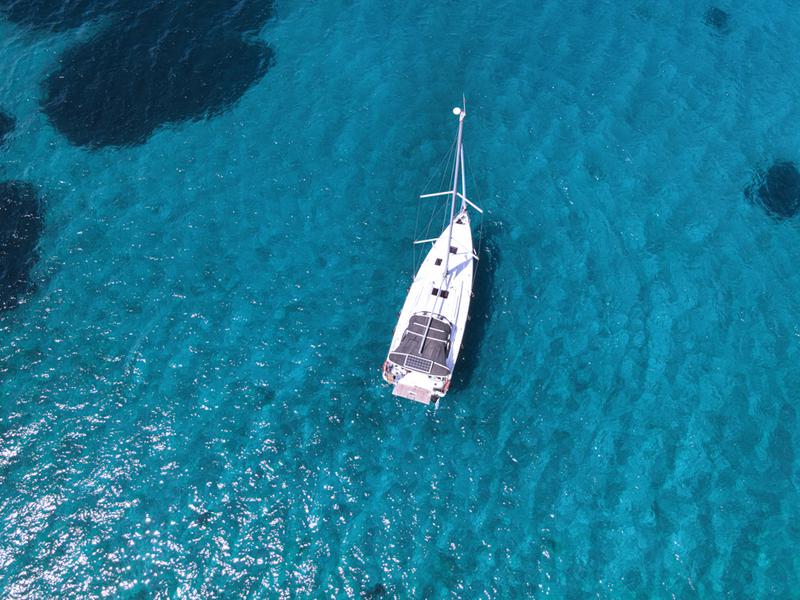 Book yachts online - sailboat - Sun Odyssey 410 - Marianna - rent