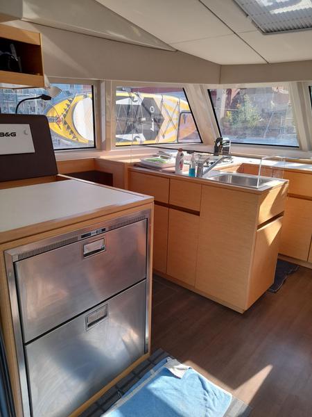 Book yachts online - catamaran - Nautitech 46 - Aquaholic - rent