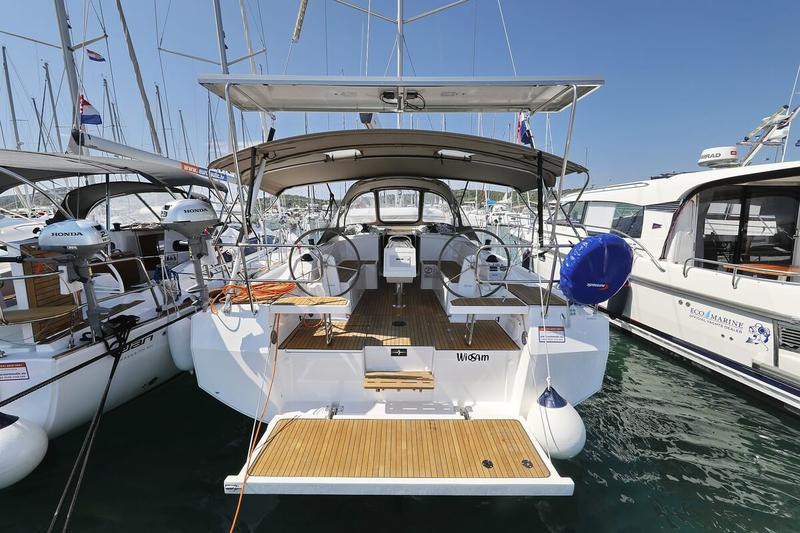 Book yachts online - sailboat - Bavaria C38 - WioSam - rent