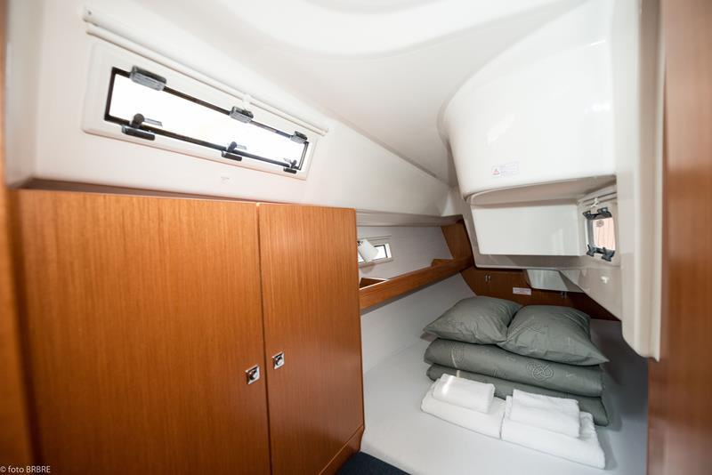 Book yachts online - sailboat - Bavaria Cruiser 34 - Lia  - rent