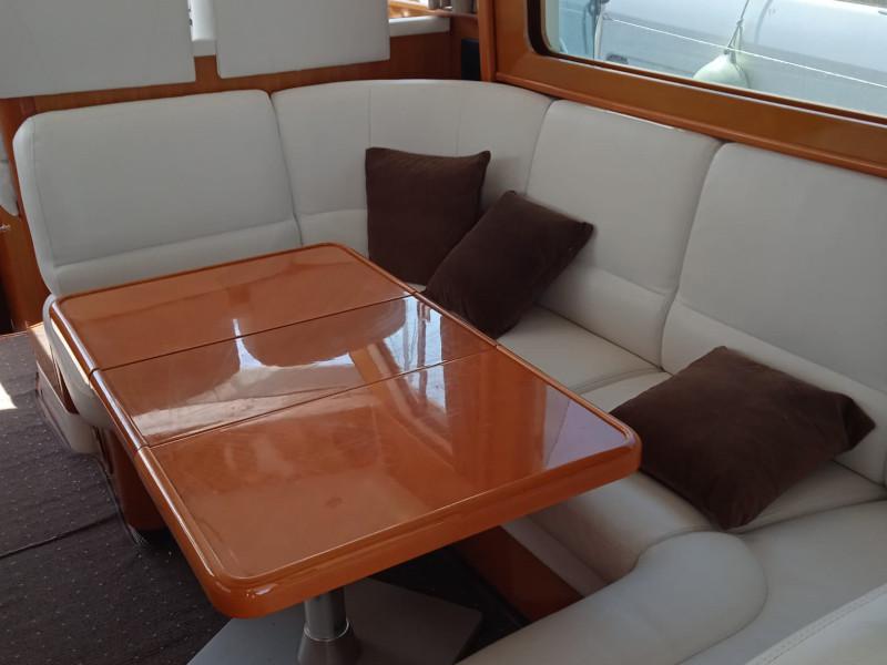 Book yachts online - motorboat - Antares 13.80 - KATANA - rent