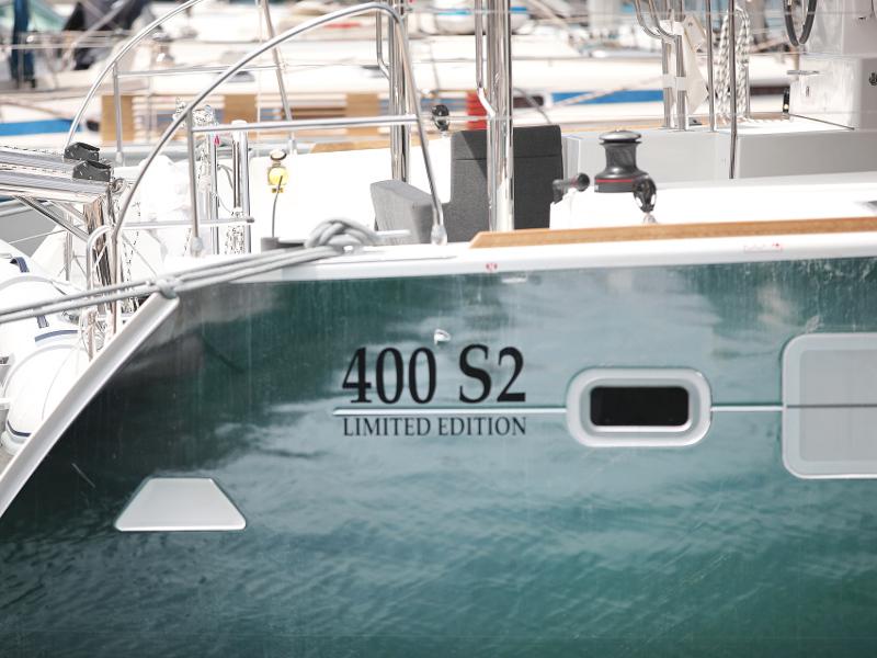 Book yachts online - catamaran - Lagoon 400 S2 LTD EDITION - SCIROCCO - rent