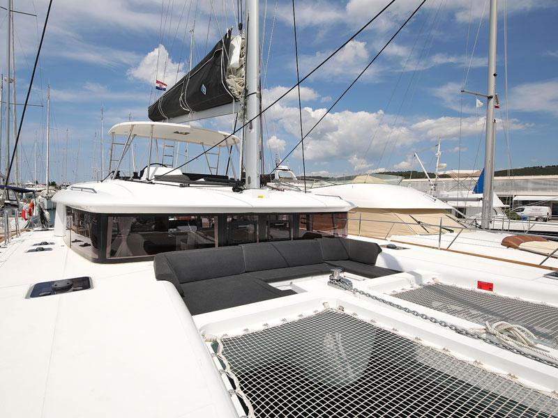 Book yachts online - catamaran - Lagoon 450 F - PARADISE - rent