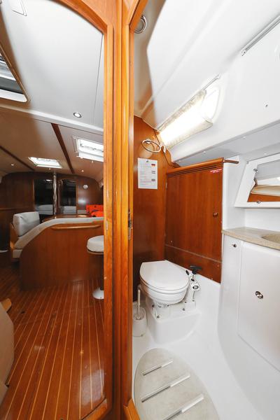 Book yachts online - sailboat - Sun Odyssey 45 - Lejla - rent