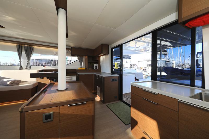 Book yachts online - catamaran - Lagoon 50- owner version - RAGNAR - rent