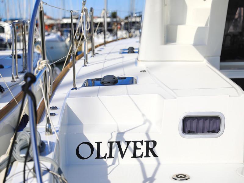 Book yachts online - catamaran - Lagoon 450 F - OLIVER - rent