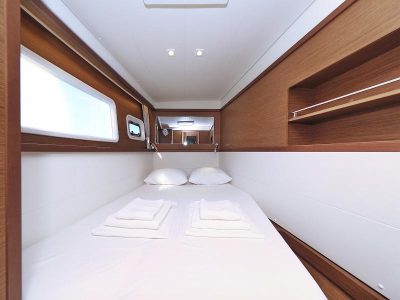 Book yachts online - catamaran - Lagoon 450 F - OLIVER - rent