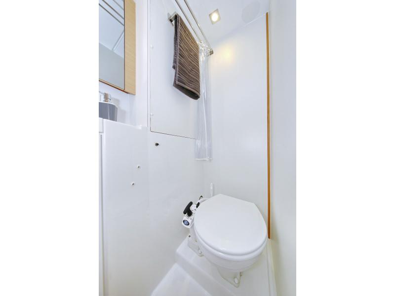 Book yachts online - catamaran - Lagoon 39 - VENTUS - rent