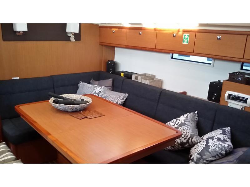 Book yachts online - sailboat - Bavaria 46 Cruiser 2015 - Zefyros - rent